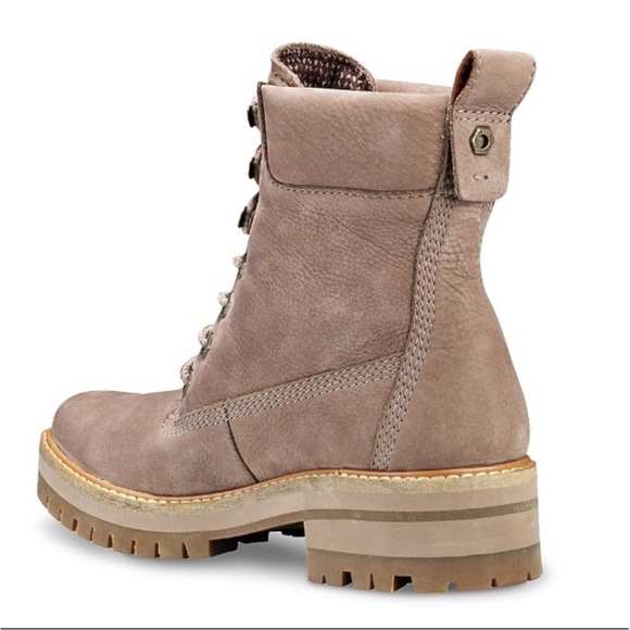 Timberland women’s COURMAYEUR VALLEY BOOTS Size 10 - Picture 4 of 12